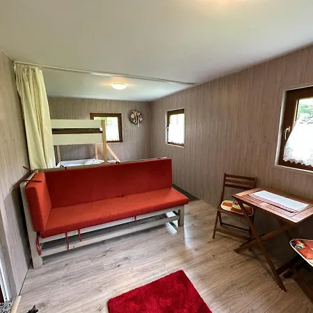 Chatka Pod Lesom Banska Stiavnica